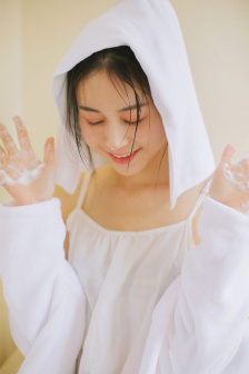 奥丽维娅·赫西大尺